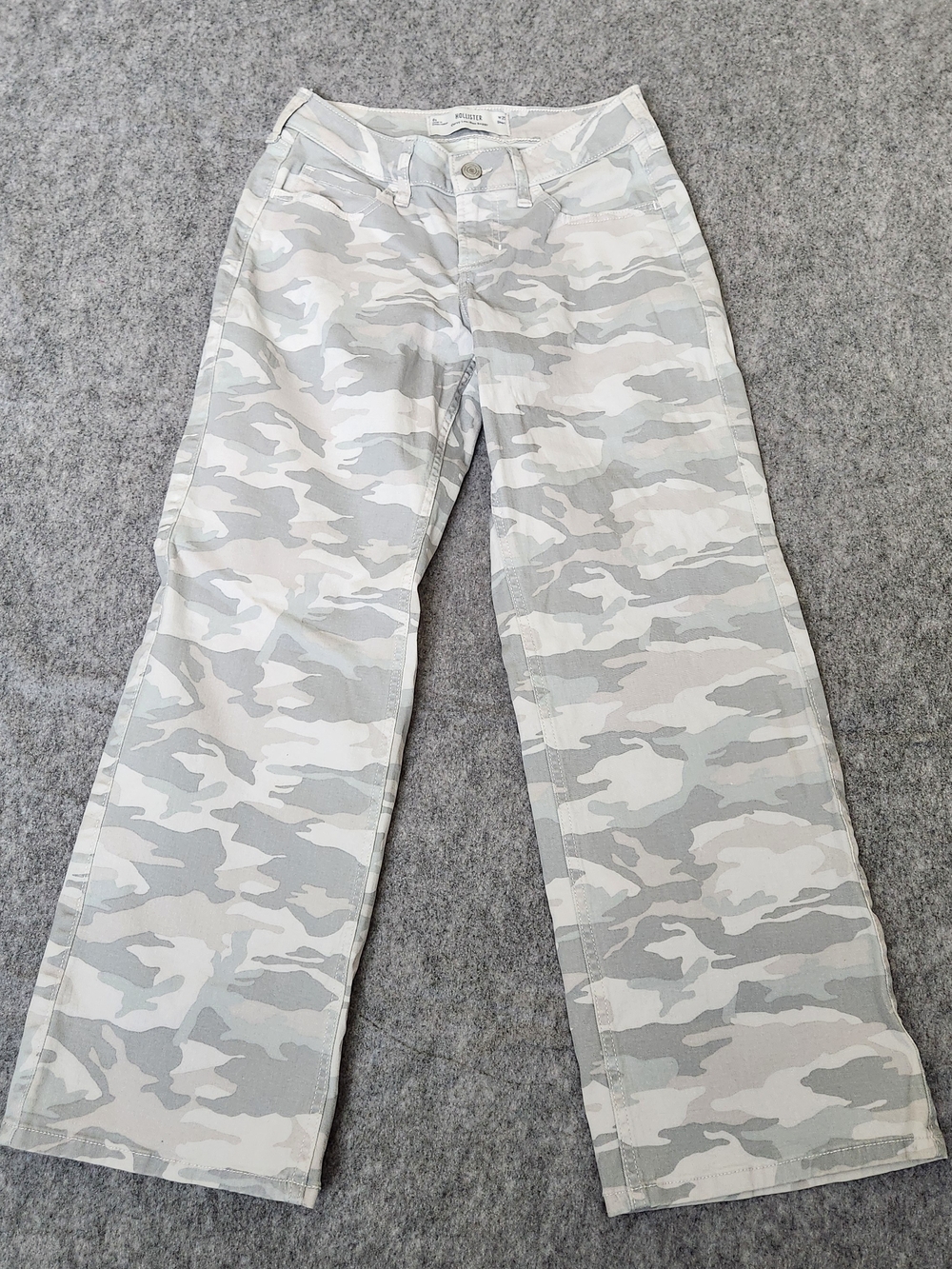 Hollister Curvy Low Rise Baggy Camo Jeans Women's 25 Gray Military Y2K Preppy